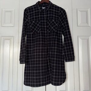 Old Navy Long Sleeve Button-up Dress Size Medium Black & White Grid Print